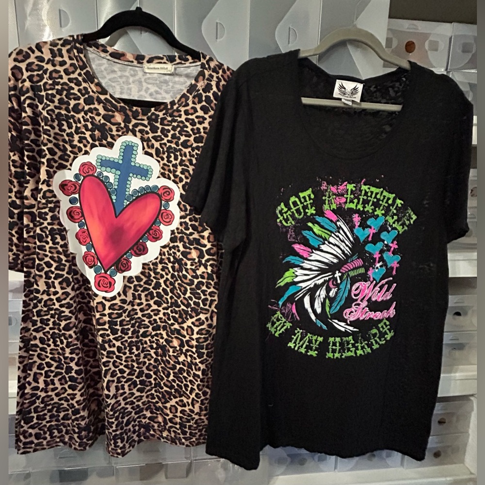 Leopard Heart and Black Graphic Women’s Tops